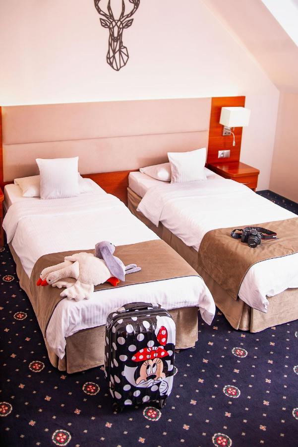 Parkhotel Lyson Inwałd Extérieur photo