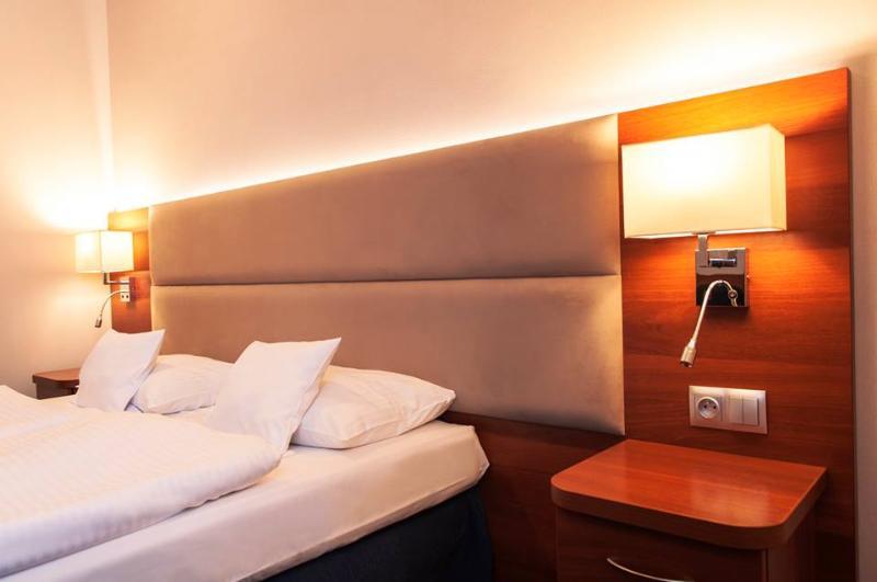 Parkhotel Lyson Inwałd Extérieur photo